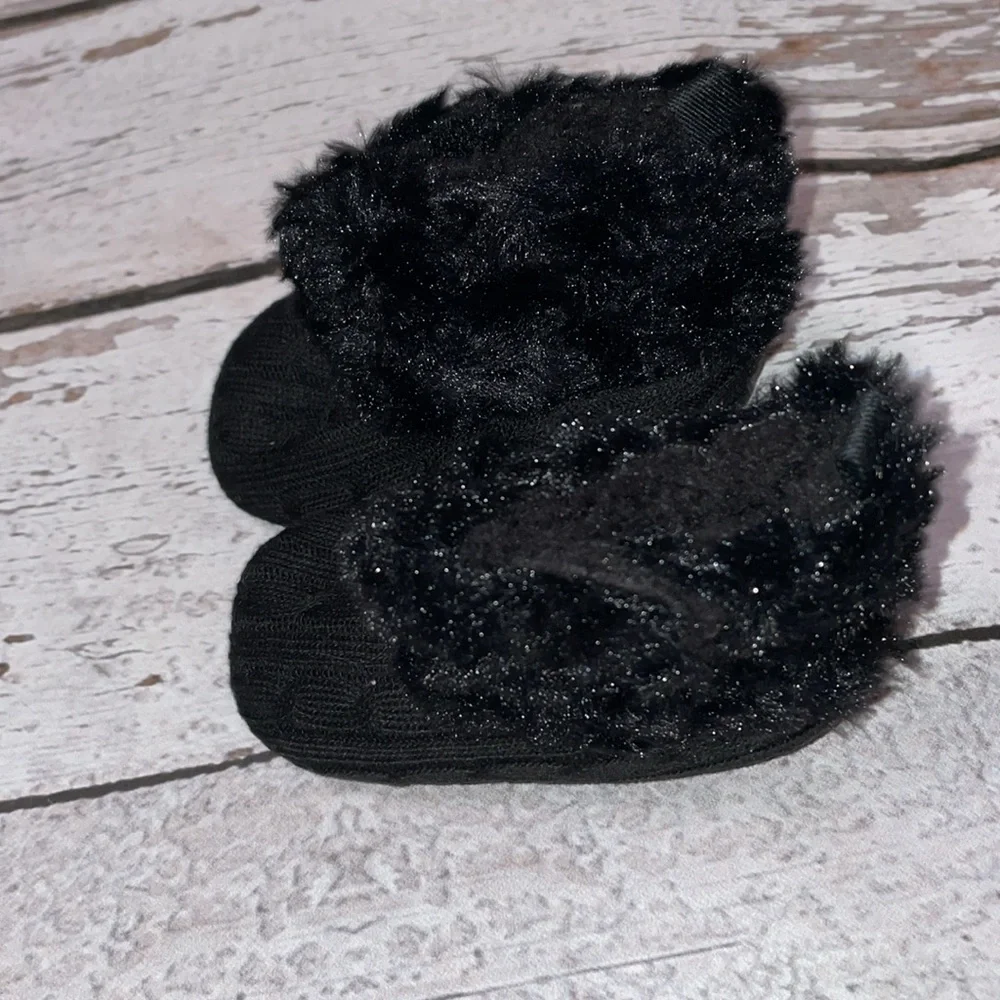 Knit & Faux Fur Baby Booties - Sz 4